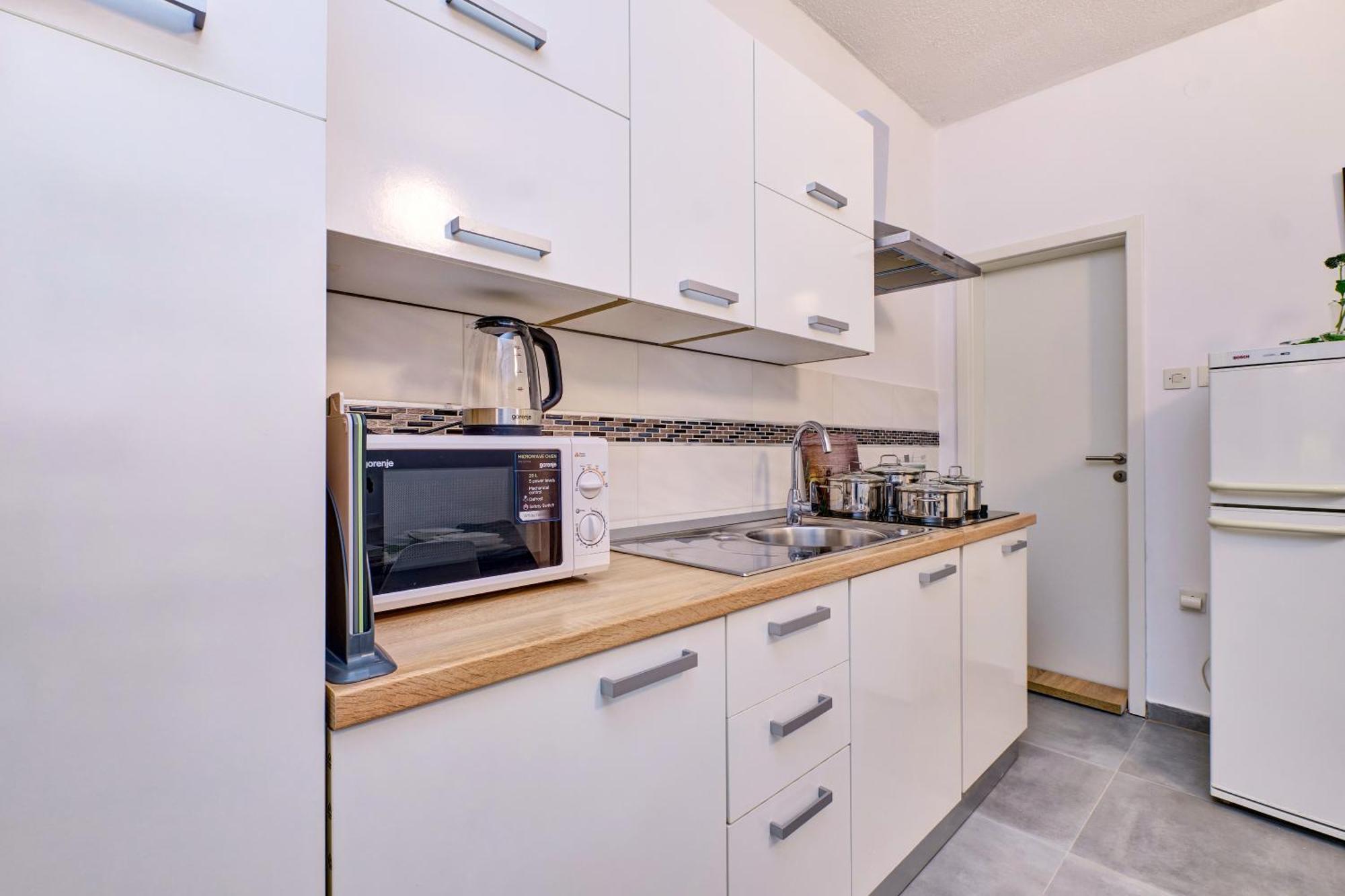 Calma Sea View Rooms Mali Lošinj Exterior foto